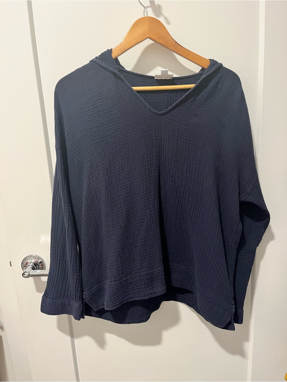 J. Jill Navy Hooded Gauze Pullover, EUC, Medium